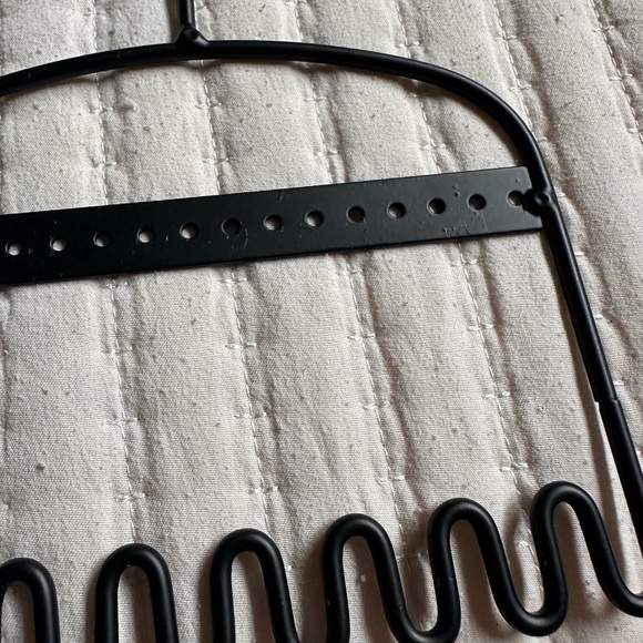 Jewelry Hanger Organizer - Picture 2 of 3